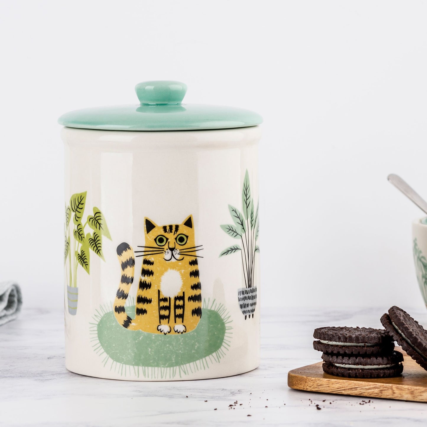 Hannah Turner Cat Storage Jar | Red Lobster Gallery | Sheringham