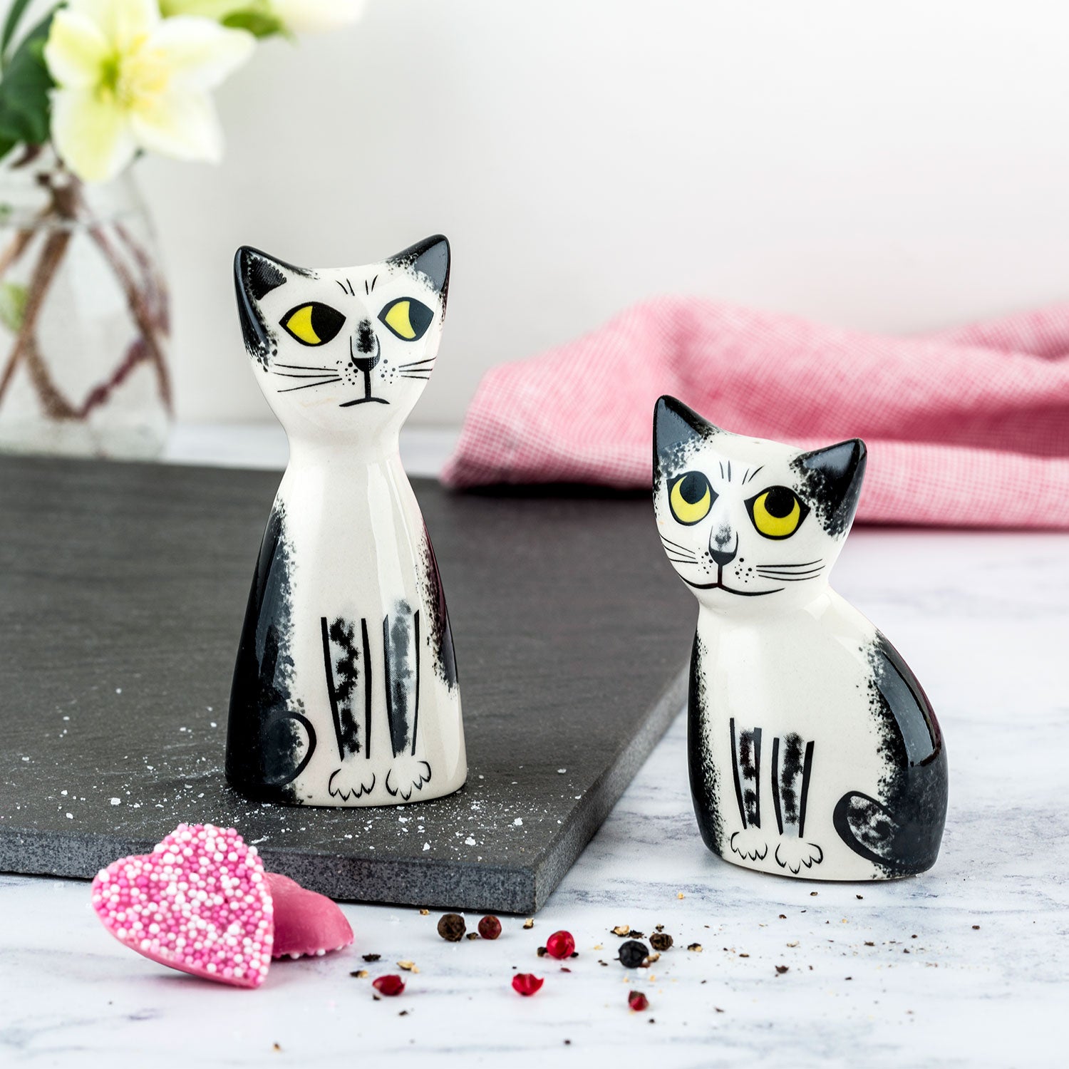 Cat Salt & Pepper Shaker Set