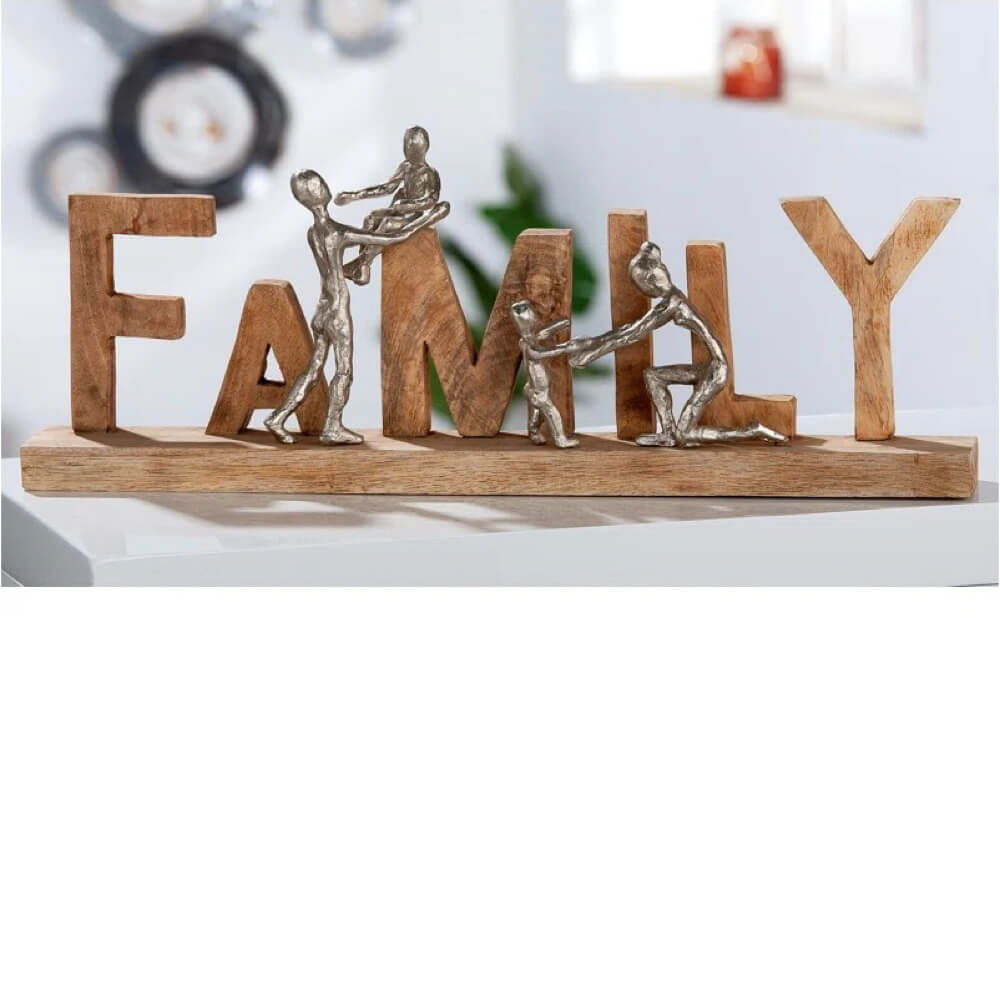Family Sculpture | Red Lobster Gallery 