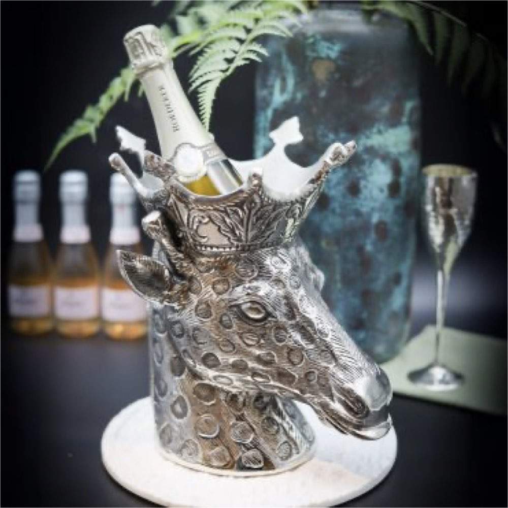 Silver Giraffe Bottle Holder