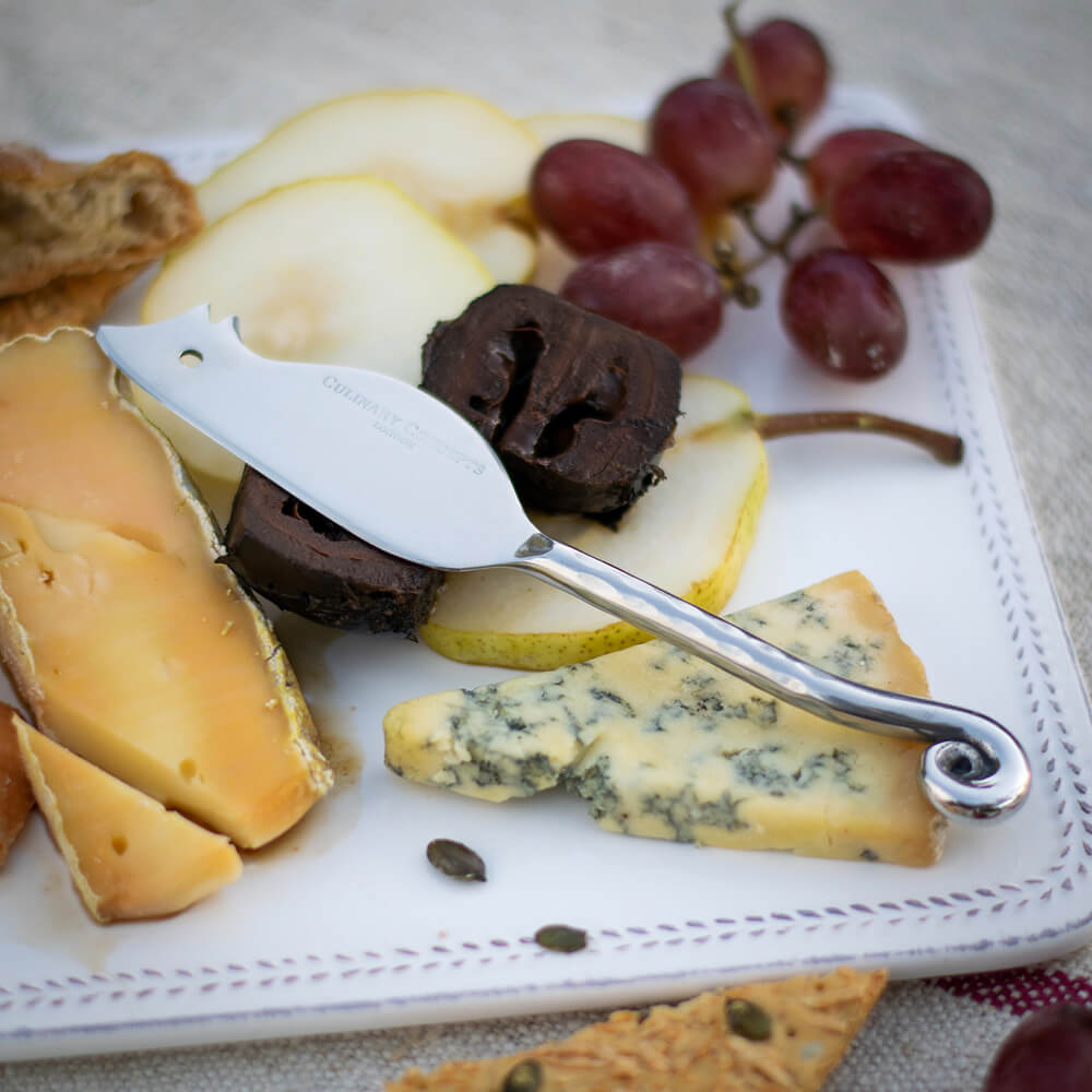 Hammered Shell Mouse Cheese Knife 