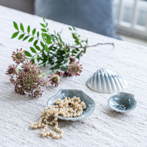 Trinket Dishes & Keepsakes