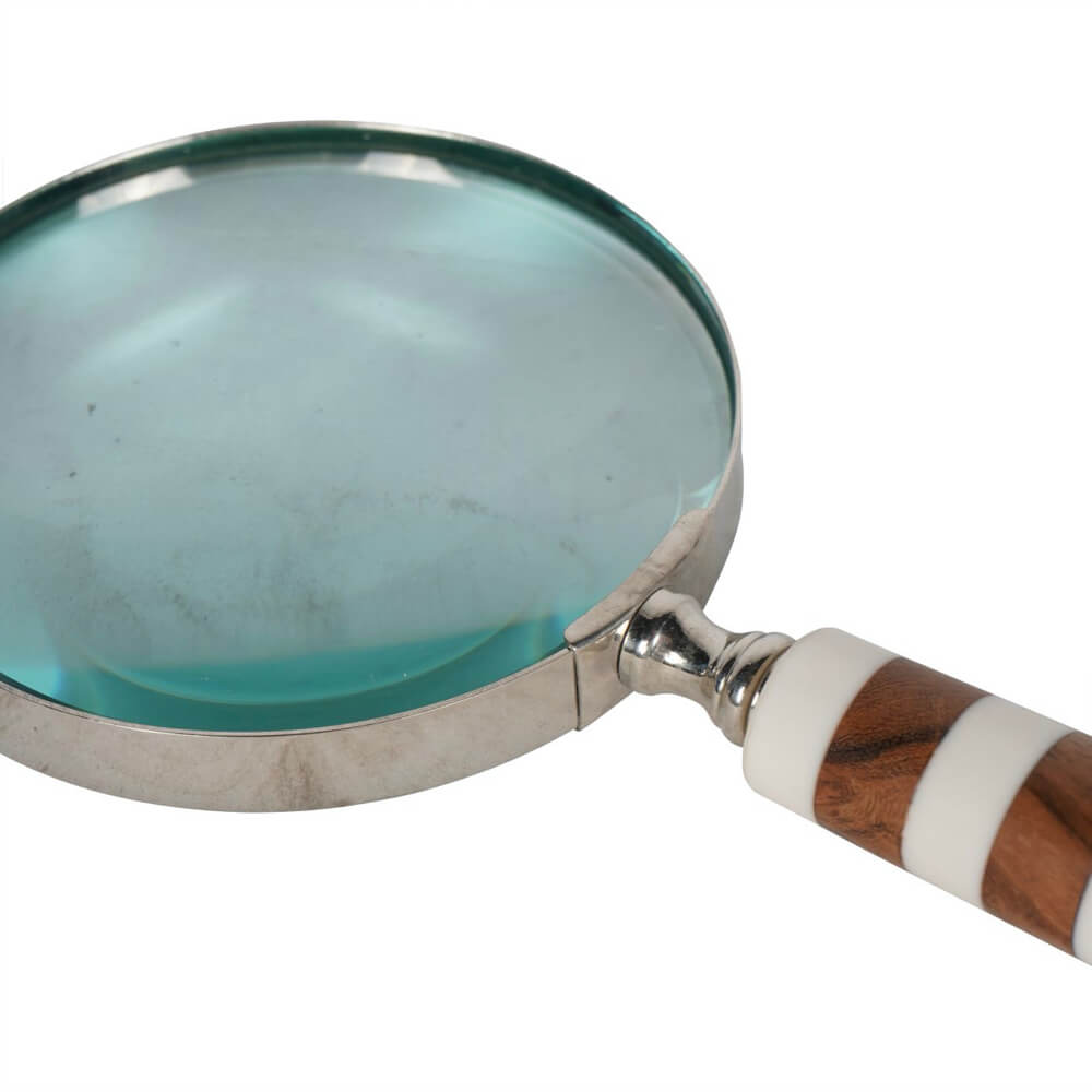 Magnifying Glass with Stripe Handle