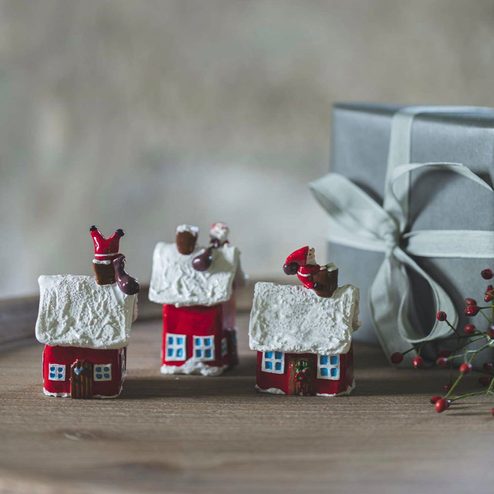 Set of 3 Tomtesson Houses