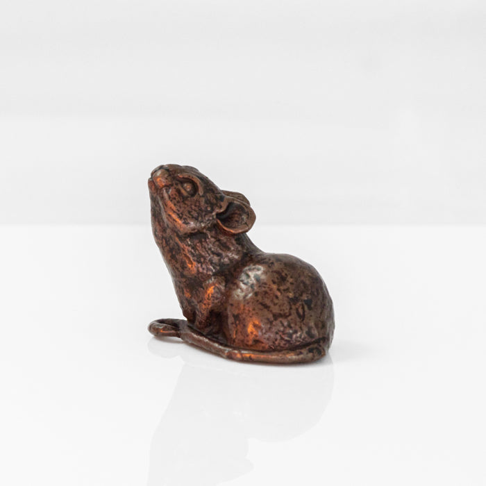 Bonsai bronze sitting mouse 