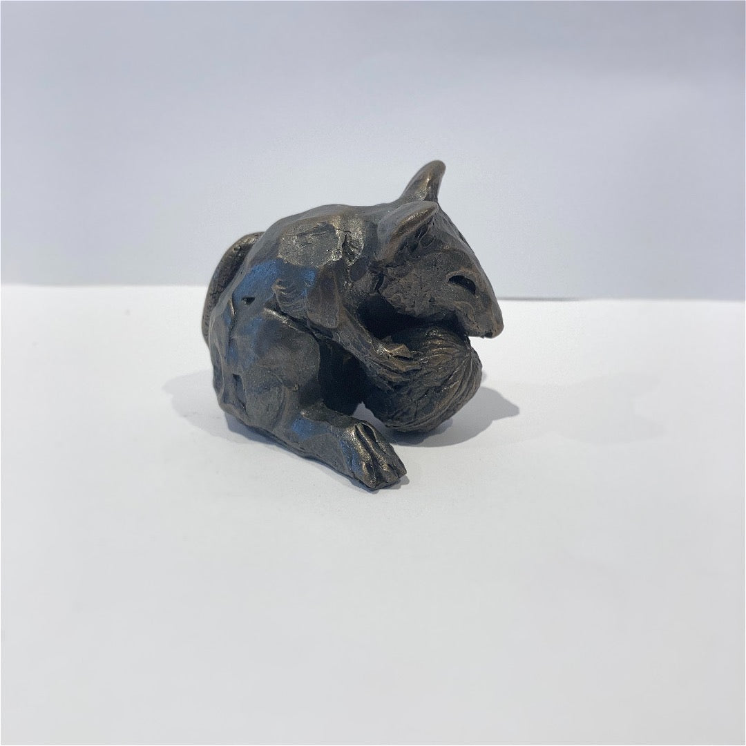 Mouse with Walnut | Bronze